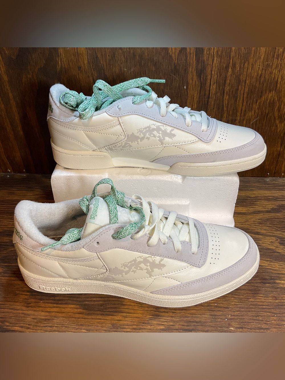 New Reebok Club C 85 X Friends With Animals ‘Chalk Glen Green'  Men’s Sz10 Rare